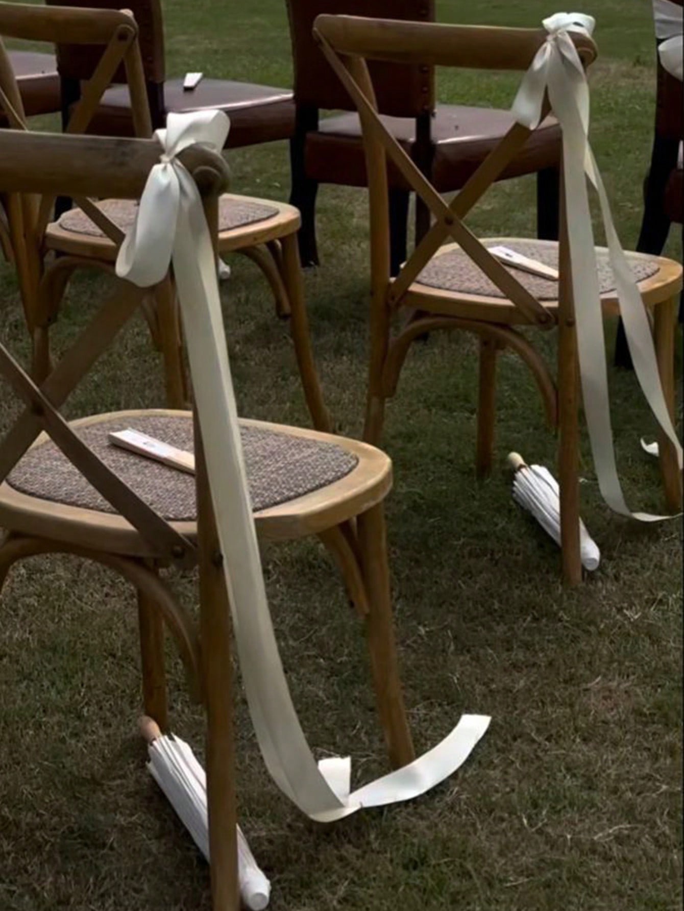Bridal Sash Ribbon - ซาตินงานแต่งงานเก้าอี้ Bows ยาวหาง 43.3In ทางเดินเก้าอี้ Sashes