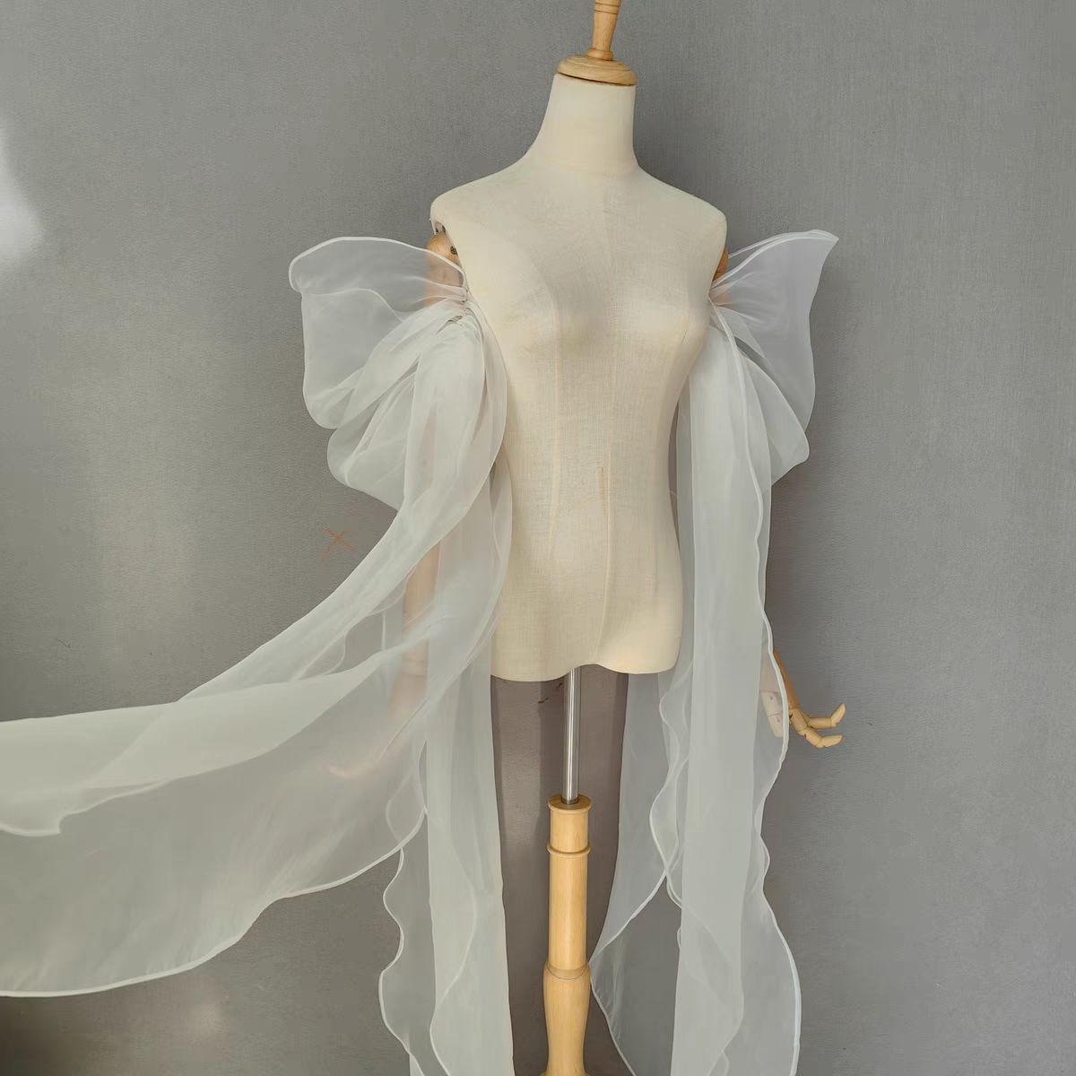 ชุดแต่งงานผู้หญิงแบบถอดแขนเสื้ - Wedding Dress Supply บทวิจารณ์และราคา