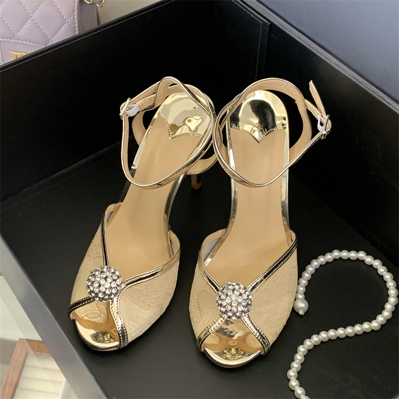 อีลิเคน แฟชั่น คริสตัลรองเท้าแ - Wedding Super บทวิจารณ์และราคา