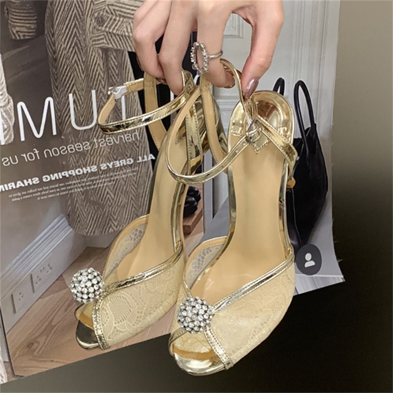 อีลิเคน แฟชั่น คริสตัลรองเท้าแ - Wedding Super บทวิจารณ์และราคา